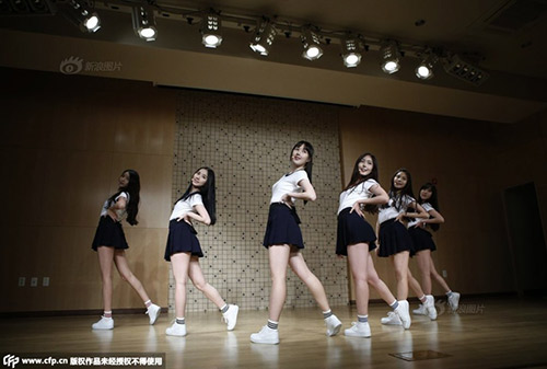 Tuổi thơ bị mất của trẻ em Hàn Quốc mơ làm sao K-pop - 4