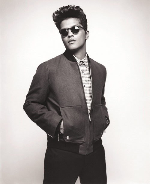 Rộ tin đồn Bruno Mars là con trai của Michael Jackson - 1