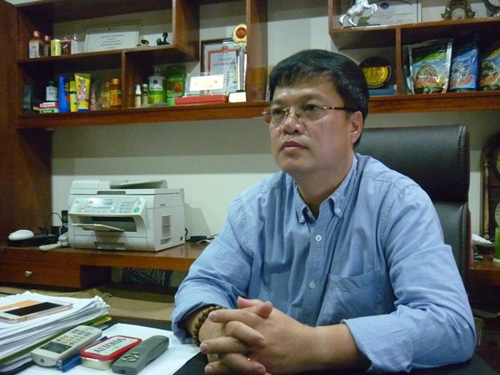 Thúy Nga ly hôn chồng