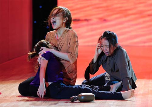 Angela Phương Trinh diễn xuất thần, giành điểm kỷ lục - 1