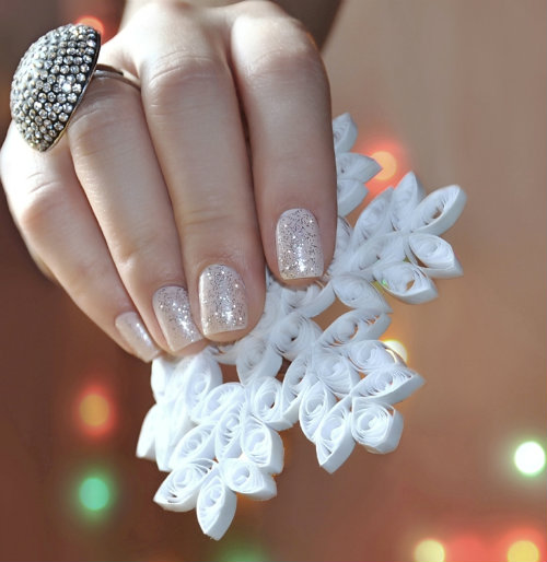 Chọn màu nail xinh lung linh đón tết - 4