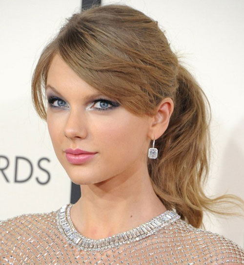 Biệt tài biến tấu tóc của #039;Nữ hoàng nhạc đồng quê#039; - 3