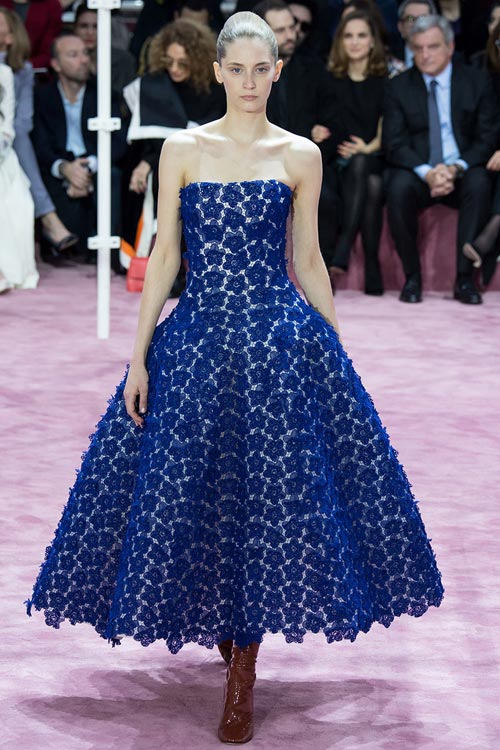 Thích thú với mẫu áo khoác nhựa xa xỉ của Dior - 19