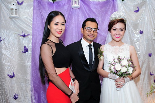 Lê Phương gợi cảm khó cưỡng giữa quot;bãoquot; ly hôn - 10