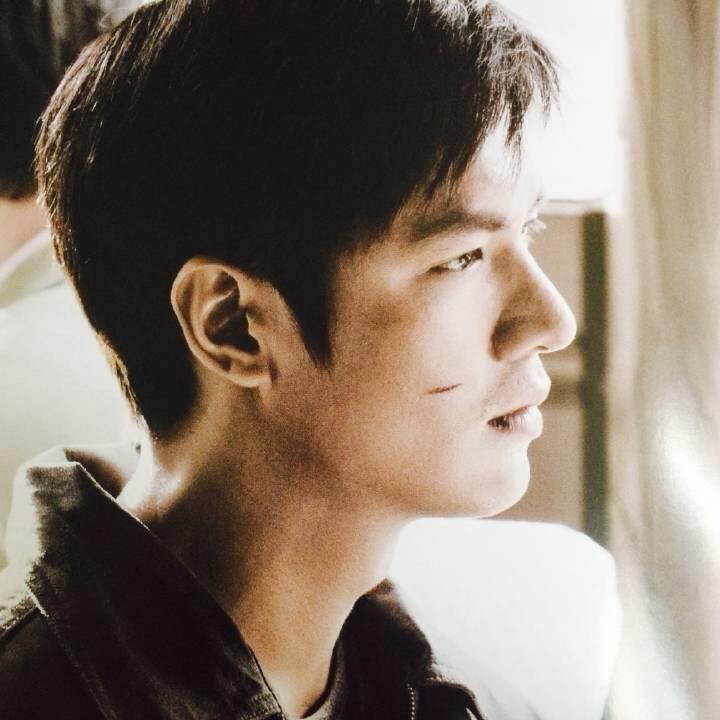 Lee Min Ho đẹp trai bảnh bao đi quảng bá phim - 6