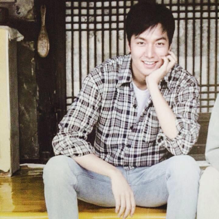 Lee Min Ho đẹp trai bảnh bao đi quảng bá phim - 8