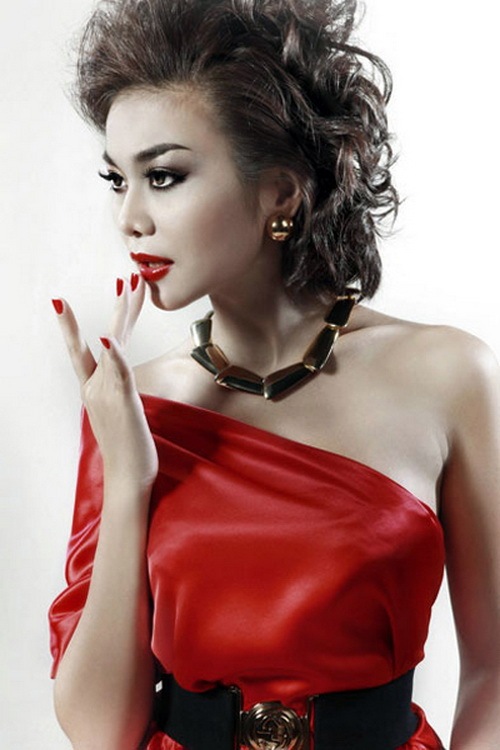 Đông Nhi, Noo Phước Thịnh dẫn đầu Top 3 HTV Awards - 3