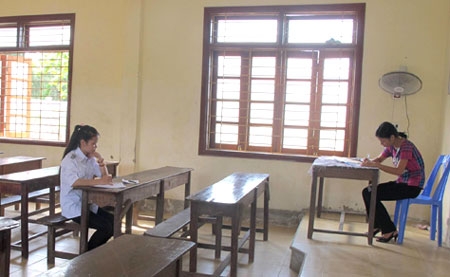 Môn Sinh, Sử “lạc lõng” trong kỳ thi chung - 1