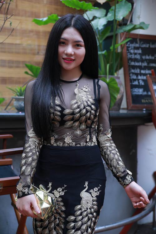 Nữ hoàng sắc đẹp Yến Hoa trẻ trung dự sự kiện - 5