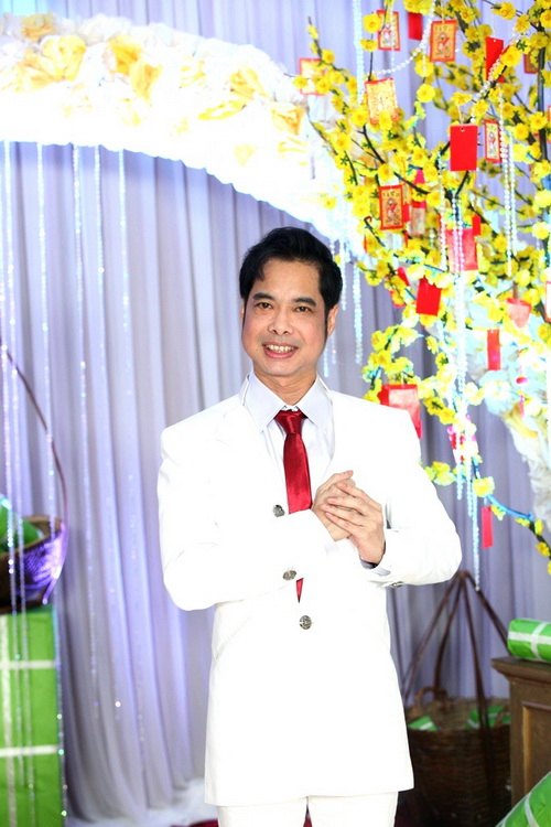 Việt Trinh vui vẻ tái hợp quot;tình cũquot; Lý Hùng - 8