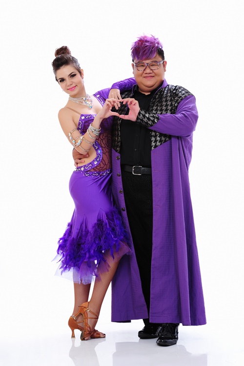 Angela Phương Trinh đọ vẻ gợi cảm với Chi Pu - 9