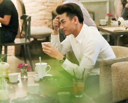 Issac: quot;Khó chịu khi bị nhận nhầm thành Sơn Tùngquot; - 1