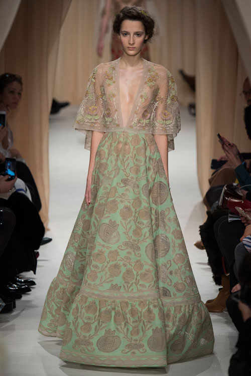 Tuyệt tác mất 3000 giờ để hoàn thiện của Valentino - 16