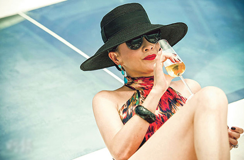 quot;Thục Phiquot; Châu Hải My khoe da nõn nà tuổi 49 - 11