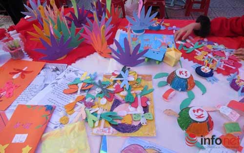 Cô giáo trẻ sáng tạo đồ chơi độc đáo từ những thứ vứt đi - 5