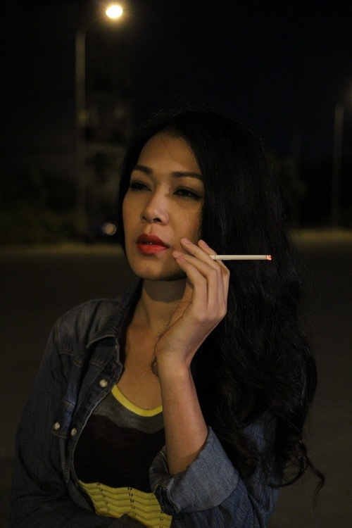 Đinh Y Nhung ngạo nghễ, quot;chơi bờiquot; trên phố - 2