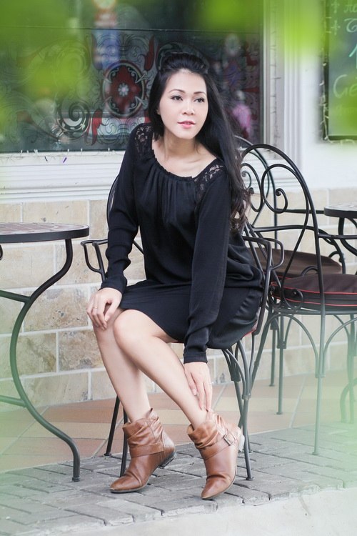 Đinh Y Nhung ngạo nghễ, quot;chơi bờiquot; trên phố - 17