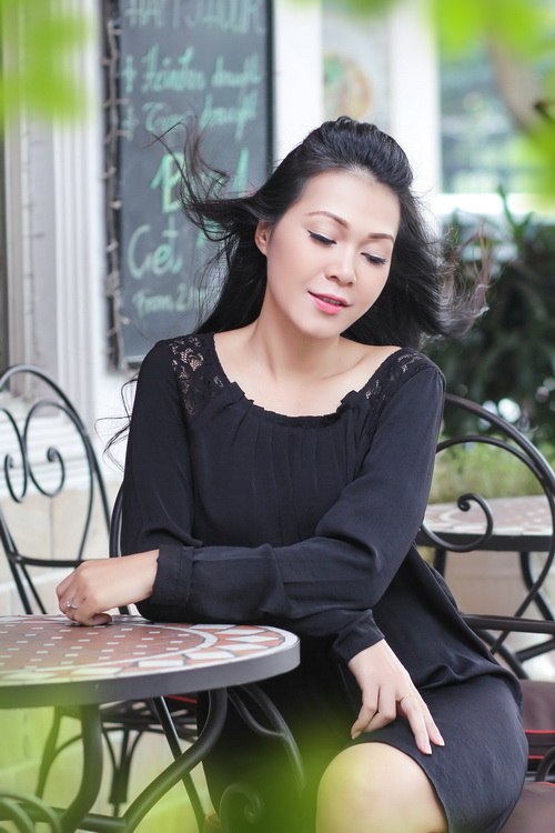 Đinh Y Nhung ngạo nghễ, quot;chơi bờiquot; trên phố - 20