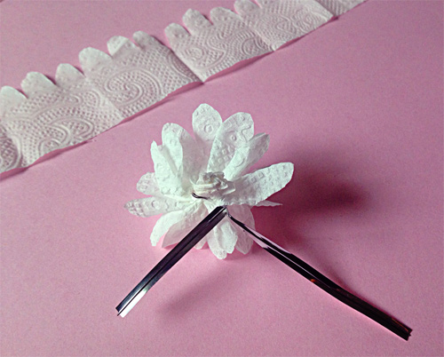 Tốn 40.000 đồng có ngay 10 cây bạch đào đắt giá - 7