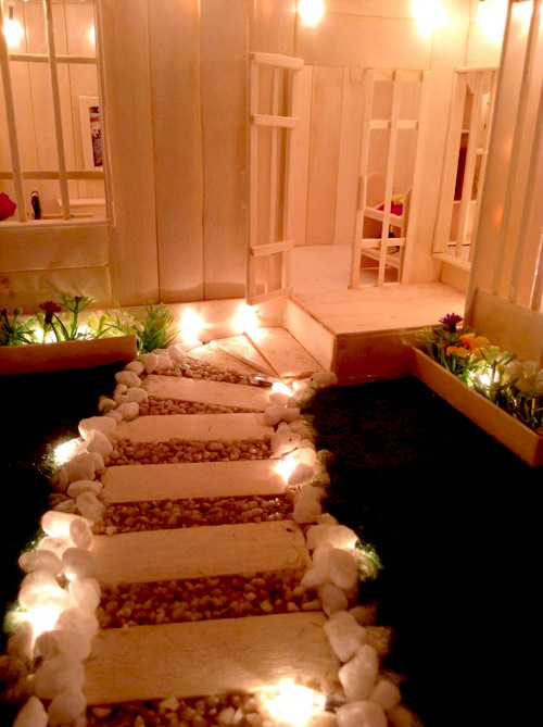 Hà Nội: Bà nội trợ hai con sở hữu trăm ngôi nhà tí hon - 7