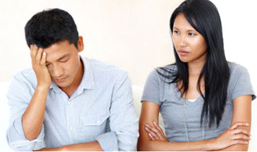 Chán nản vì chồng #039;bám váy#039; mẹ - 3