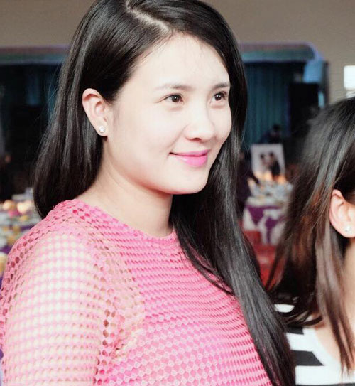 Em gái Công Vinh đã sinh con gái đầu lòng - 5