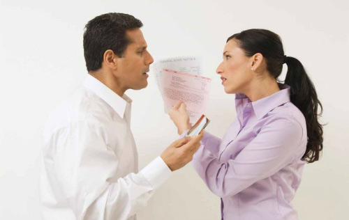 Hoảng vì vợ lén lút biếu nhà ngoại 2 chục triệu lo Tết - 3