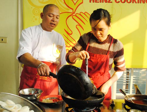 Lớp học nấu ăn ngày Tết hút học viên - 2