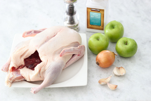 Đổi vị với vịt nướng nhồi táo - 1