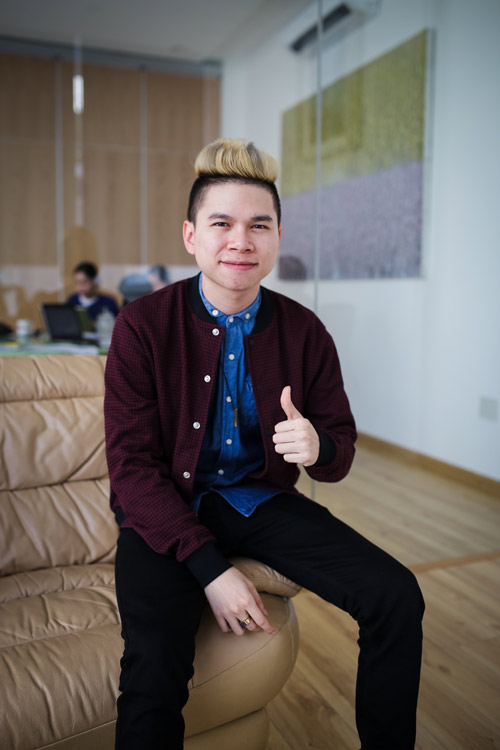 Trang Lạ quot;lột xácquot; với áo dài tha thướt  trên đất Mỹ - 9