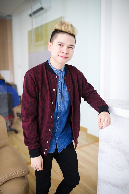 Trang Lạ quot;lột xácquot; với áo dài tha thướt  trên đất Mỹ - 10