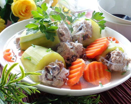 Canh bí ngòi nhồi thịt chống ngán ngày Tết - 8