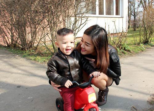 Sinh con ở Séc: Mẹ được trợ cấp 10 triệu đồng/tháng - 2