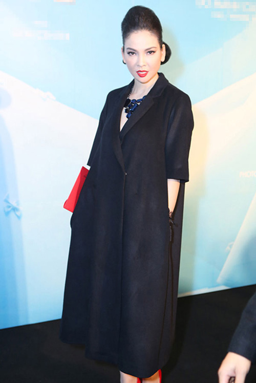 Những quý bà sành điệu khiến gái trẻ quot;phát ghenquot; - 12