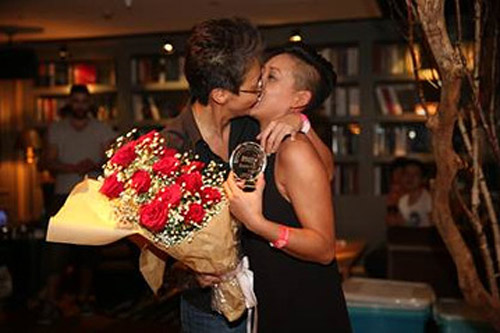 Món quà Valentine cho cặp đồng tính nam ở Trung Quốc - 2