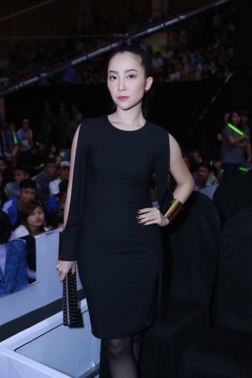 Linh Nga trốn con đi nghe nhạc cuối tuần - 1