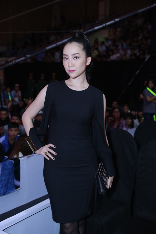 Linh Nga trốn con đi nghe nhạc cuối tuần - 3