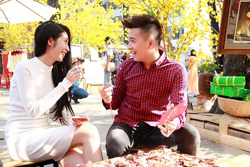 Ngô Kiến Huy đưa bạn gái 5 năm đi du xuân muộn - 12