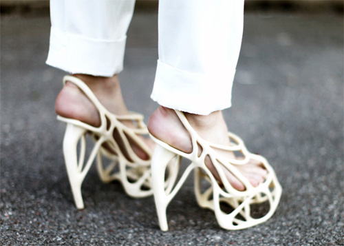 17 đôi giày khiến các tín đồ quot;khóc thétquot; - 15