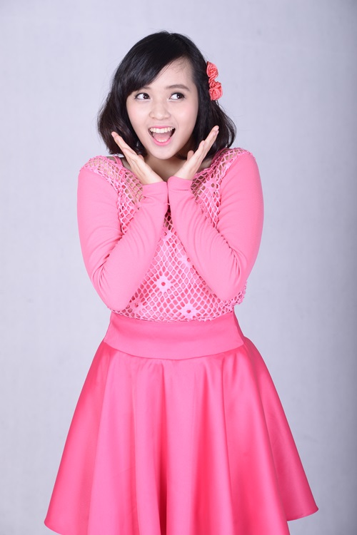Trang Nhung quot;nhà trăm tỷquot; khoe con gái lớn đáng yêu - 5