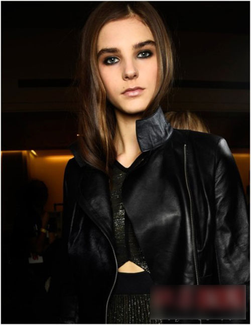 8 cảm hứng trang điểm mới nhất tại Tuần lễ thời trang London - 5