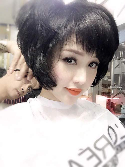 Elly Trần khoe ảnh con gái giống mình như tạc - 14