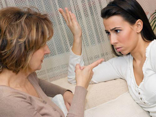 Có mẹ chồng nào suốt ngày chê con dâu xấu? - 1