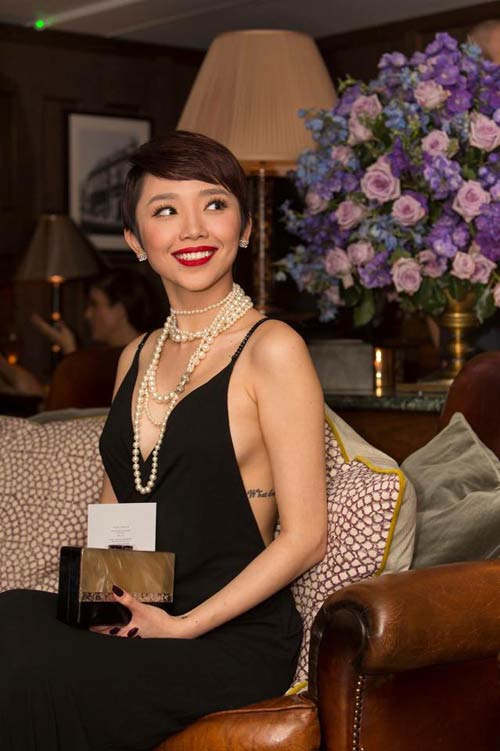 Tóc Tiên quá đỗi gợi cảm khi hội ngộ David Beckham - 2