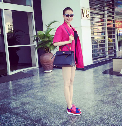 Tuần qua: Sao Việt khoe quà tặng hàng hiệu ngày 8/3 - 3