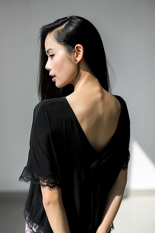 Mặc đẹp nữ tính như nàng người mẫu cá tính - 9