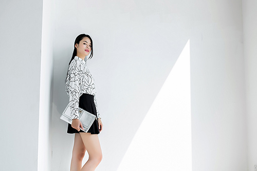 Mặc đẹp nữ tính như nàng người mẫu cá tính - 13