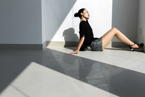 Mặc đẹp nữ tính như nàng người mẫu cá tính - 7