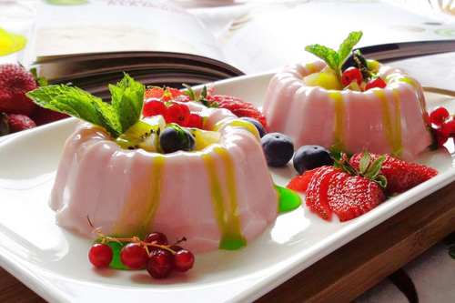 Pudding sữa dâu món ngon cho bé - 6