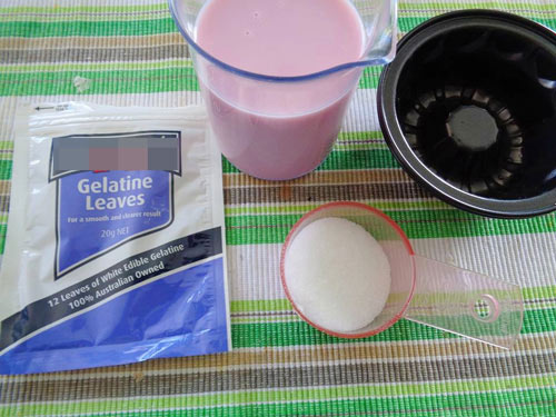 Pudding sữa dâu món ngon cho bé - 1